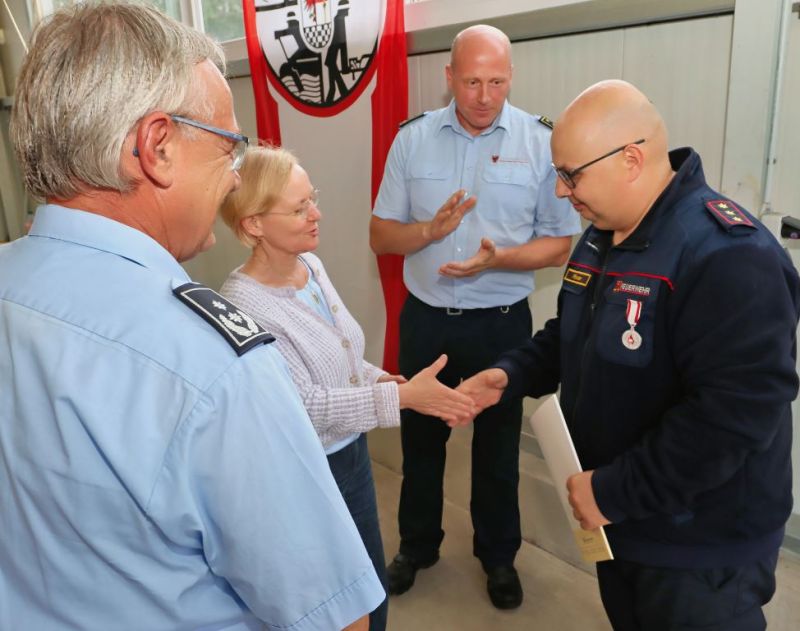 Akteure aus Ehrenamt und Verwaltung im Gespräch