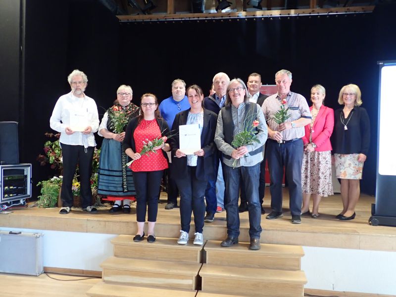 Preisträger und Gratulanten