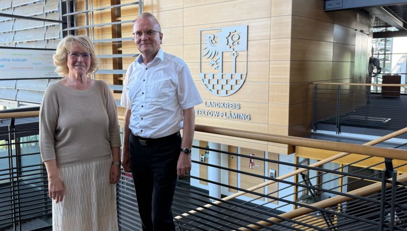 Landrätin Kornelia Wehlan mit Minister für Infrastruktur und Landesplanung des Landes Brandenburg