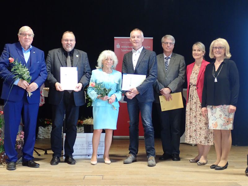 Preisträger und Gratulanten